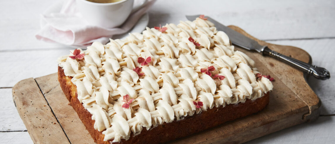 Glutenfri gulerodskage