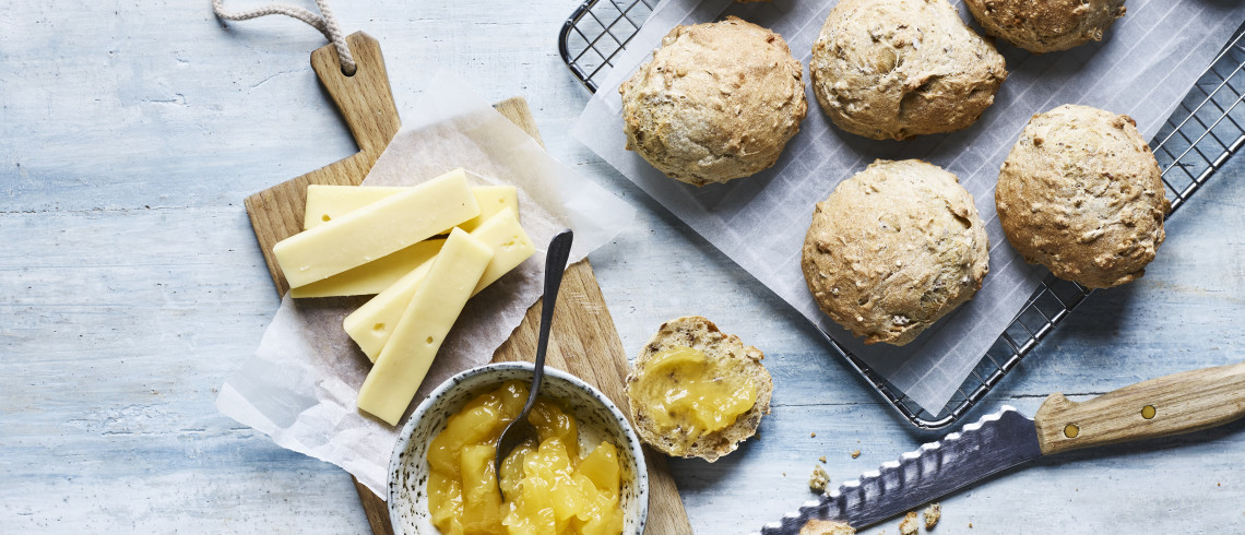 økologiske koldhævede brunchboller