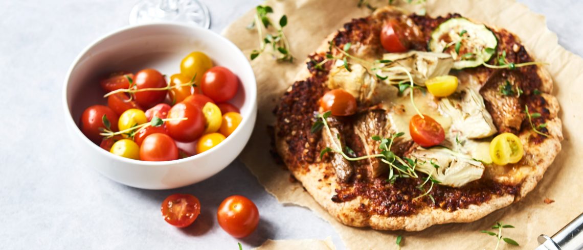 pizza med rød pesto