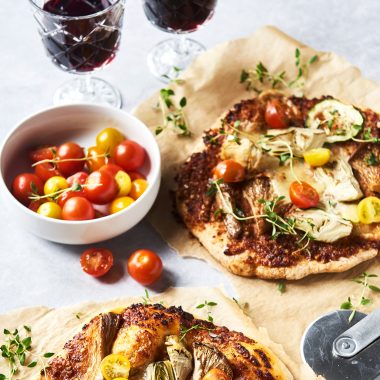 pizza med rød pesto