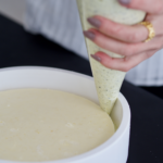 moussekage med rabarber