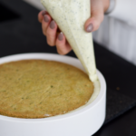 moussekage med rabarber