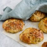 Koldhævede græskarboller