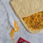 brødstænger med ost og pesto