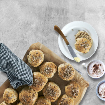 Fuldkornsboller med solsikkekerner