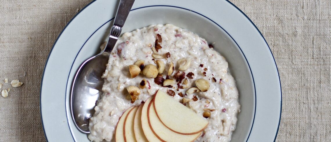 kold grød med æble