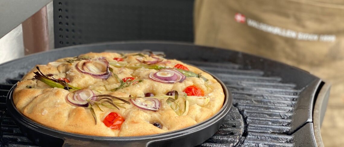 focaccia bagt på grill