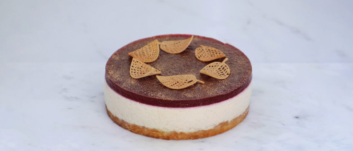 Julecheesecake med risalamandemousse og vaniljekransebund