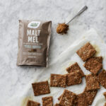 Økologiske knækbrød med maltmel og tørret surdej