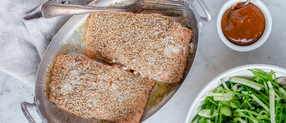 Bagt laks med sesam