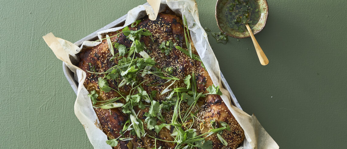 Umami-focaccia-med-miso-og-sesam