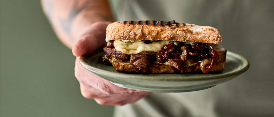 Steak sandwich